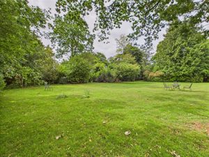 Photo 9- click for photo gallery